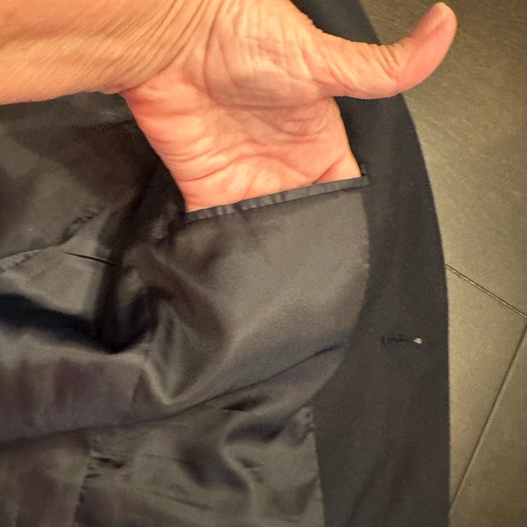 Jack Thomas, Boy’s (Young Man’s) Size 20, Navy Blue Blazer, Like New!! - Picture 10 of 14